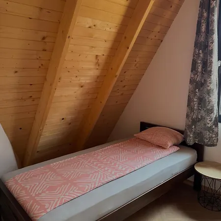 Odmor - & Sauna Villa *